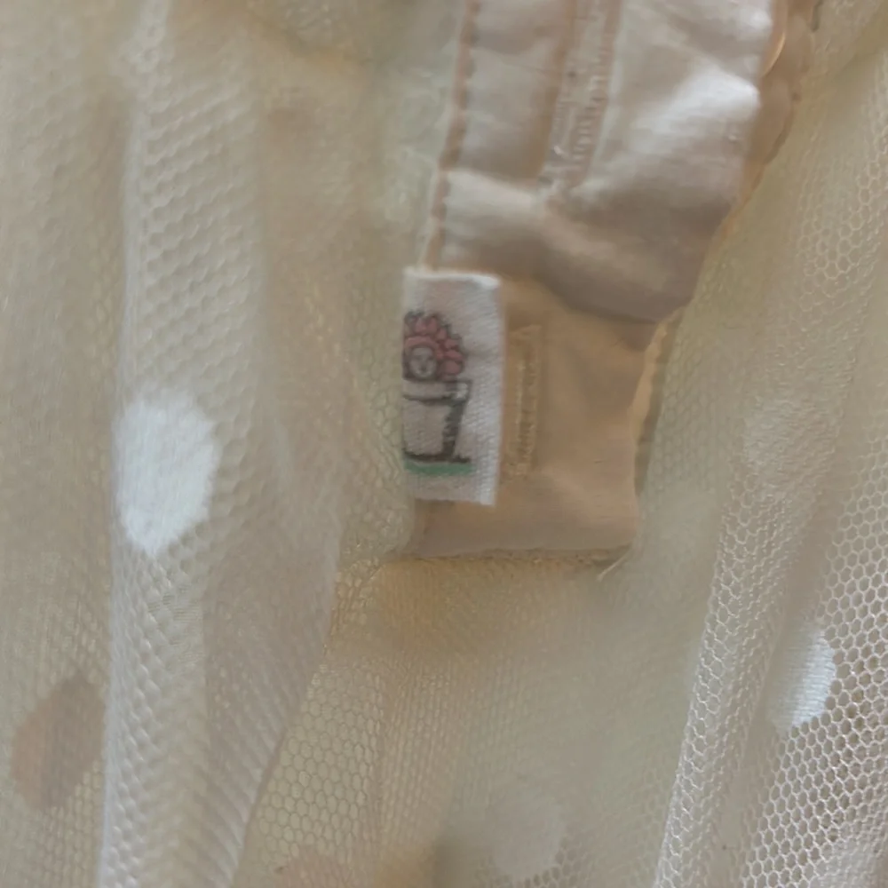 White lace and polka dot sleeveless dress by Anne Geddes Beginnings 9 month - Picture 4 of 5